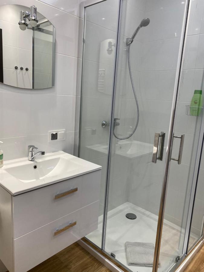 2 Tyskie Apartamenty Z Ogrodkiem 타이치 외부 사진