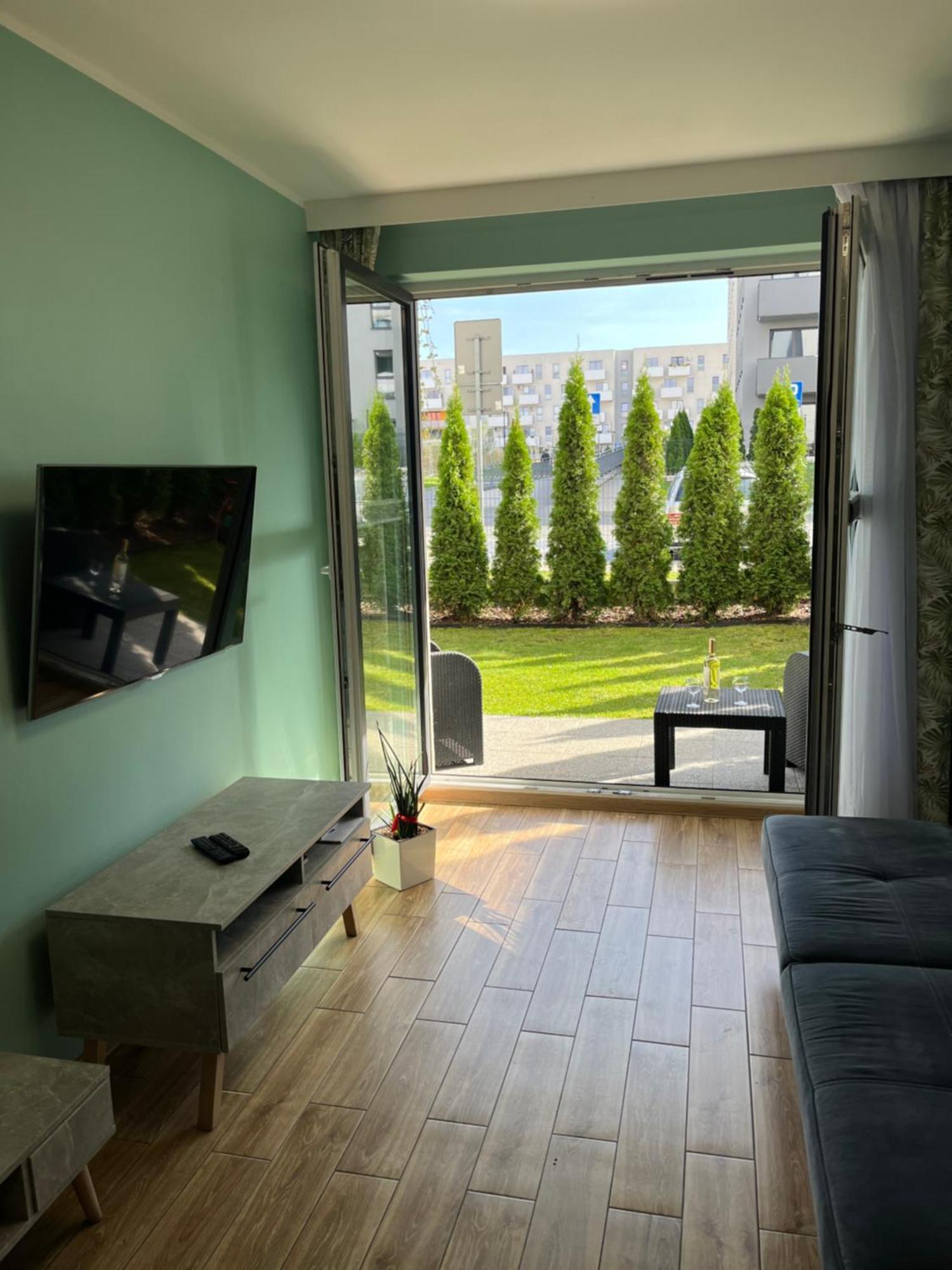 2 Tyskie Apartamenty Z Ogrodkiem 타이치 외부 사진